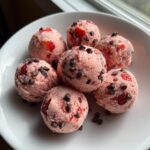 Chocolate Strawberry Frozen Yogurt Bites