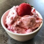 5-Minute Healthy Strawberry Frozen Yogurt