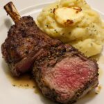 Country Lamb Legs with Mashed Potatoes
