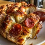 Pepperoni Pizza Pull-Apart Bread
