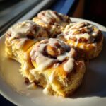 valentines cinnamon rolls