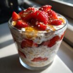 strawberry overnight oats